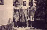 Beatriz da Silva de Bem, Catarina da Silva Bem e Maria das Graças de Bem, foto tirada em Laguna 1966